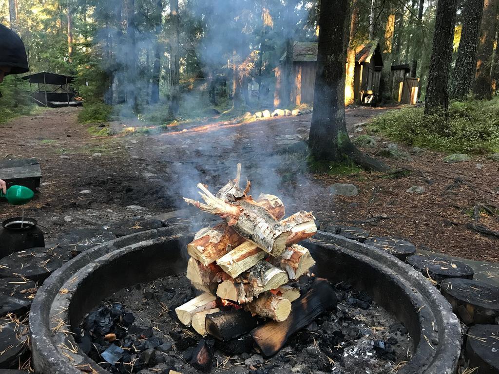 Stf Kolarbyn Eco-Lodge Skinnskatteberg Kültér fotó